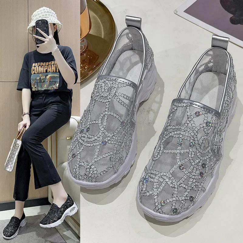 Женская повседневная обувь, модная обувь на платформе и низком каблуке, женская обувь с кристаллами, новинка 2024, классическое летнее кружевное платье из искусственной кожи для отдыха