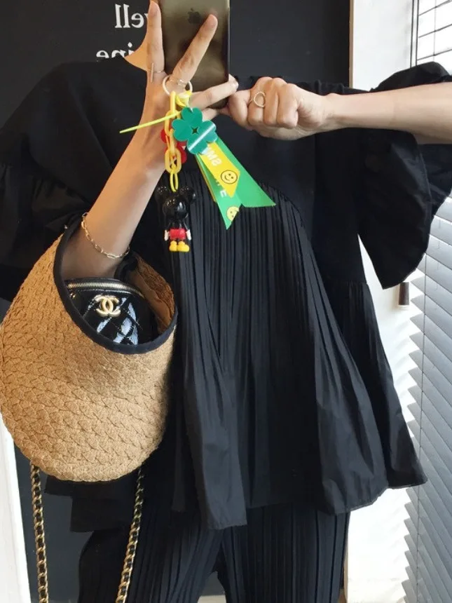 White ort Sve T-irt Women's Korean Faion Loose Design Splicing Batwing Sve Anti-Aging Doll irt Summer Top