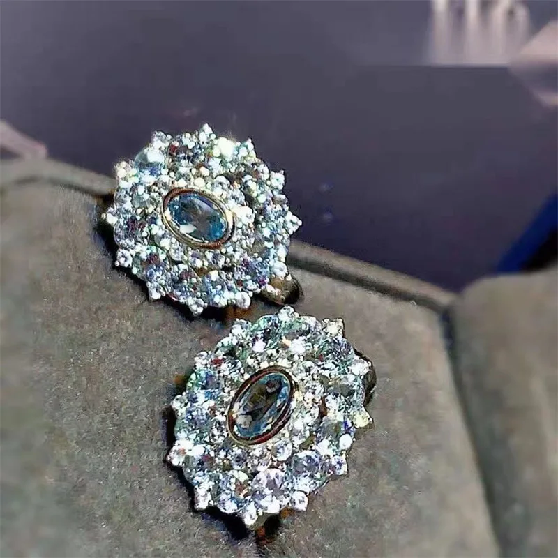 

Изысканные элегантные и высококачественные серьги с светлым сапфиром для женщин, сверкающие овальные серьги-гвоздики в стиле ретро, инкрустированные бриллиантами, ювелирные изделия-гвоздики