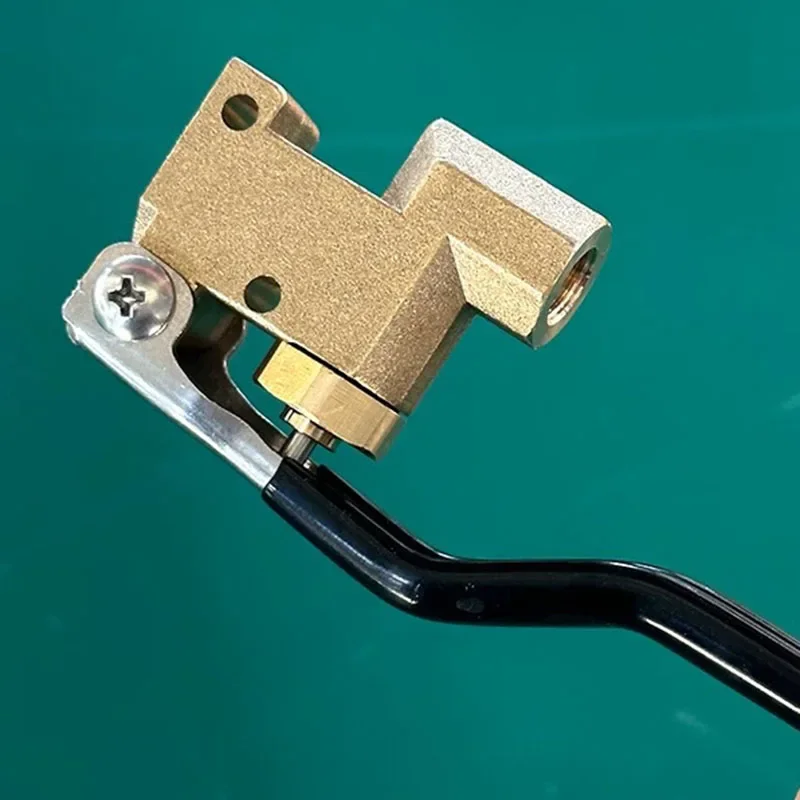 Brass Manual Flow Control Valve Water Pressure Regulator Compatible With Steam Machine Spray Suction Scraper Head