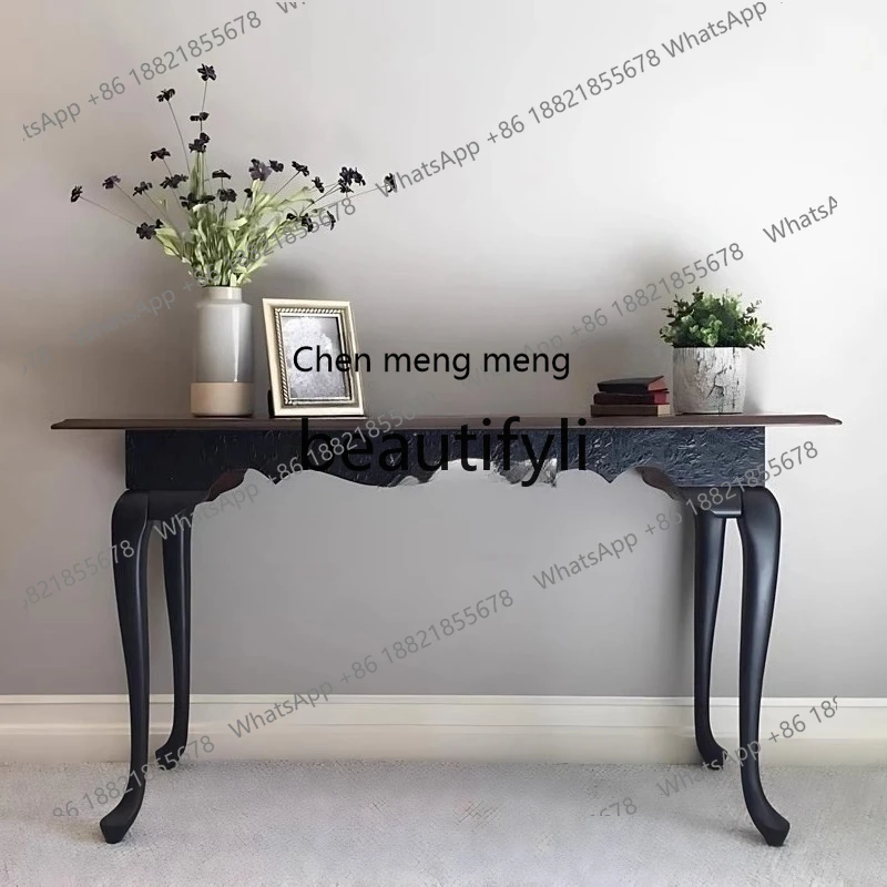 X قاعة مدخل الممر الأسود القديم المنحوت من الخشب الصلب تواجه الحائط وخزانة المدخل