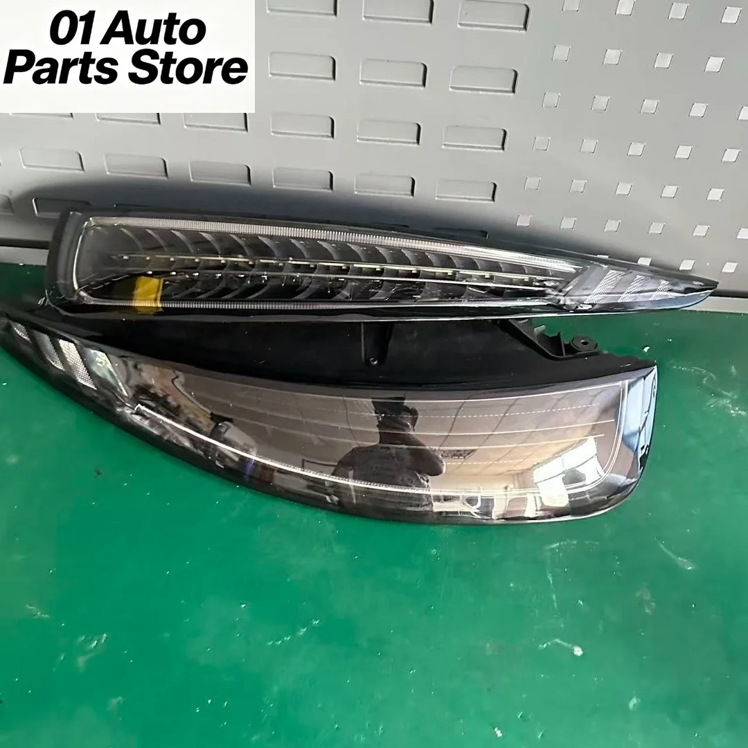A Set Handmade For Porsche 911 LED Black Tail Light Venom Series Modified Taillights
