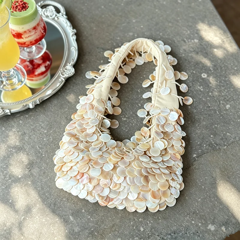 Women's Bag Designers luxury Bags Hand Woven Natural Shell Handbag Women Holiday Banquet Tote Bag Evening Bag Shoulder Bag