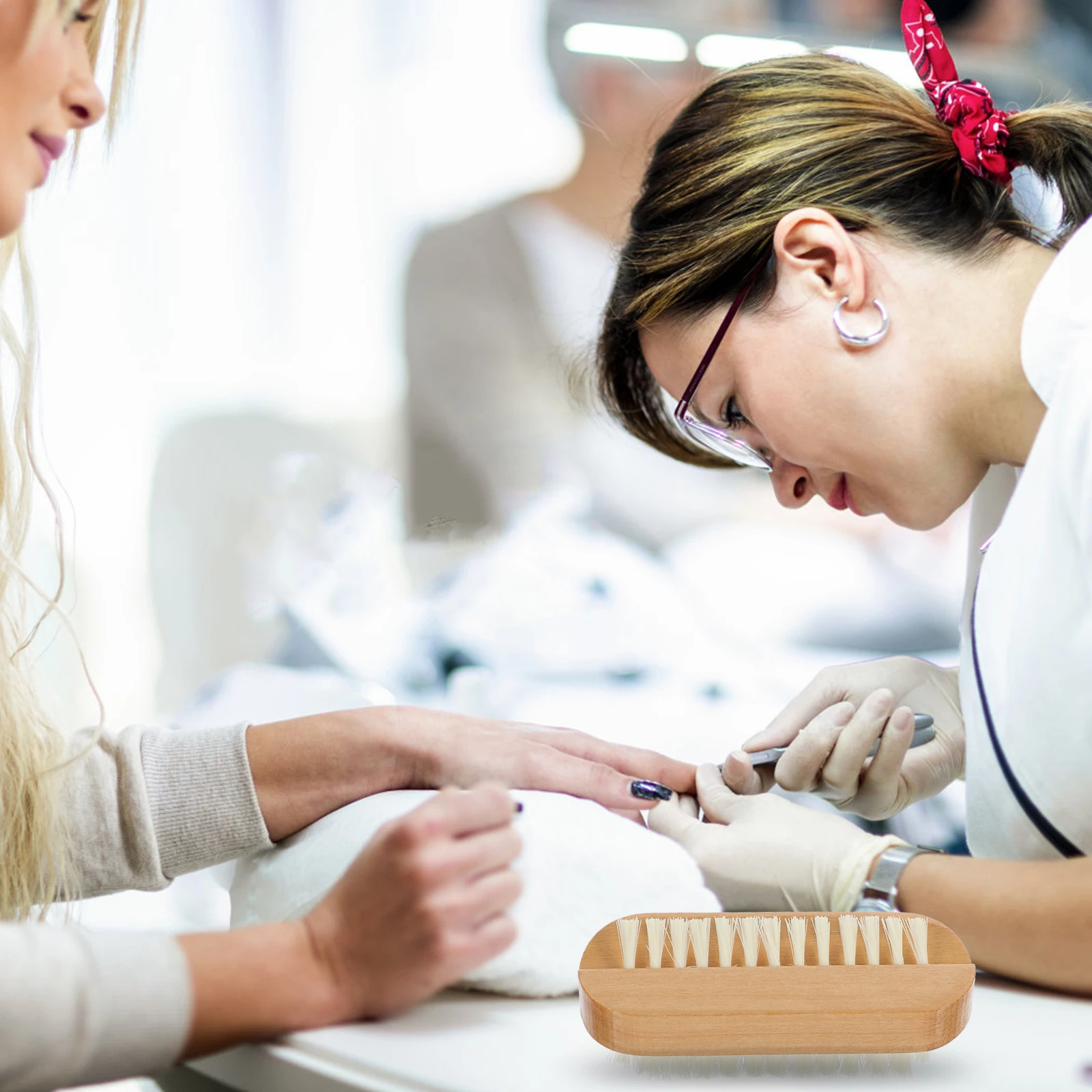 

2pcs Nail Brush Portable Fingernail Scrub Brush For Cleaning Under Nails Dual-Sided Stiff Bristles Manicure Tool Feet Toenails