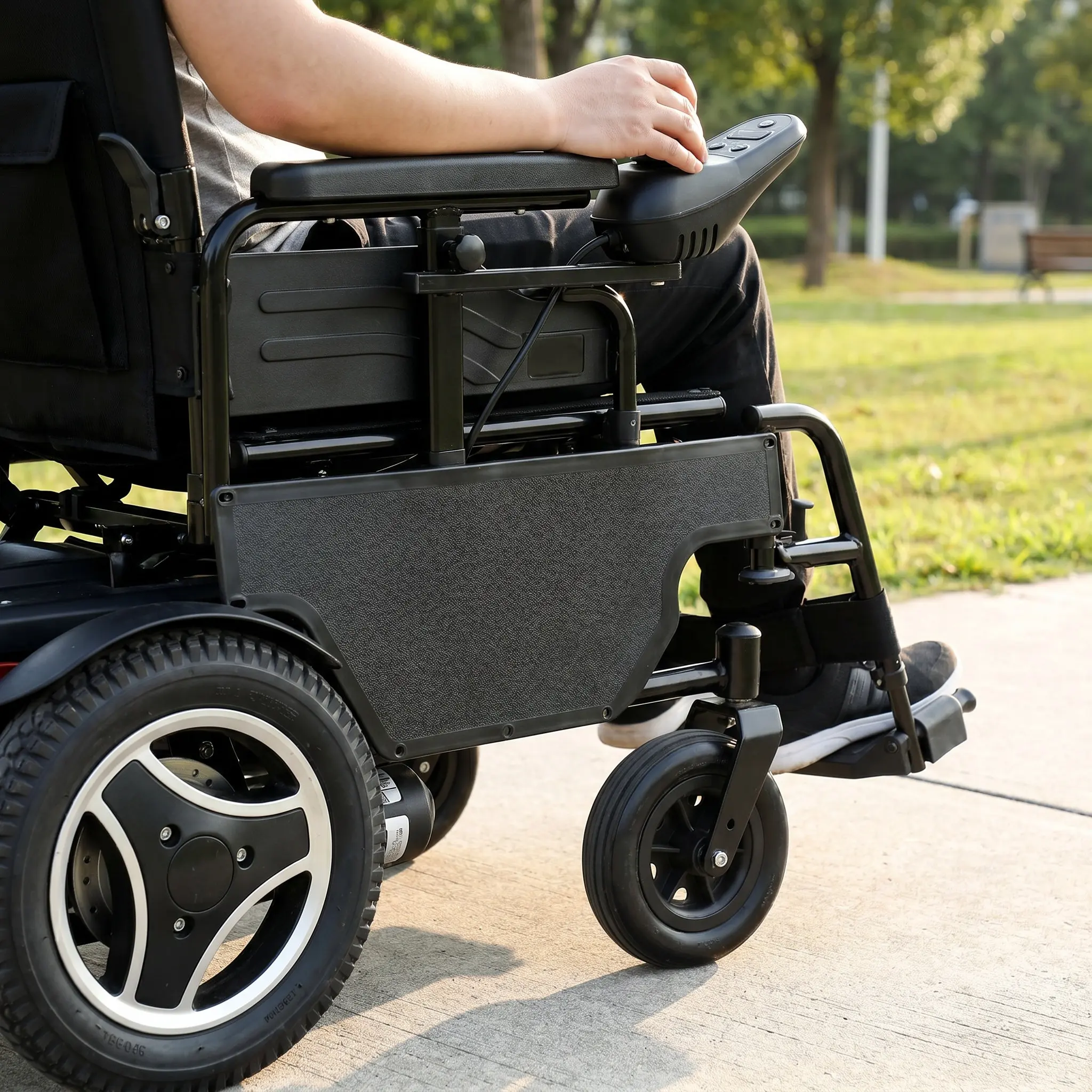 2Pcs Wheelchair Side Panel Black Plastic Mudguard Splash Guard Wind Proof Board Electric Wheelchair Protector Skirt Guard