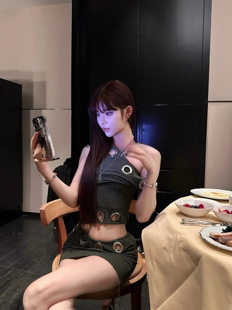 فستان عتيق بتصميم على الطراز الأمريكي صيفي بدون أكتاف مثير غير منتظم Y2k فستان قصير ضيق للحفلات الكورية #6