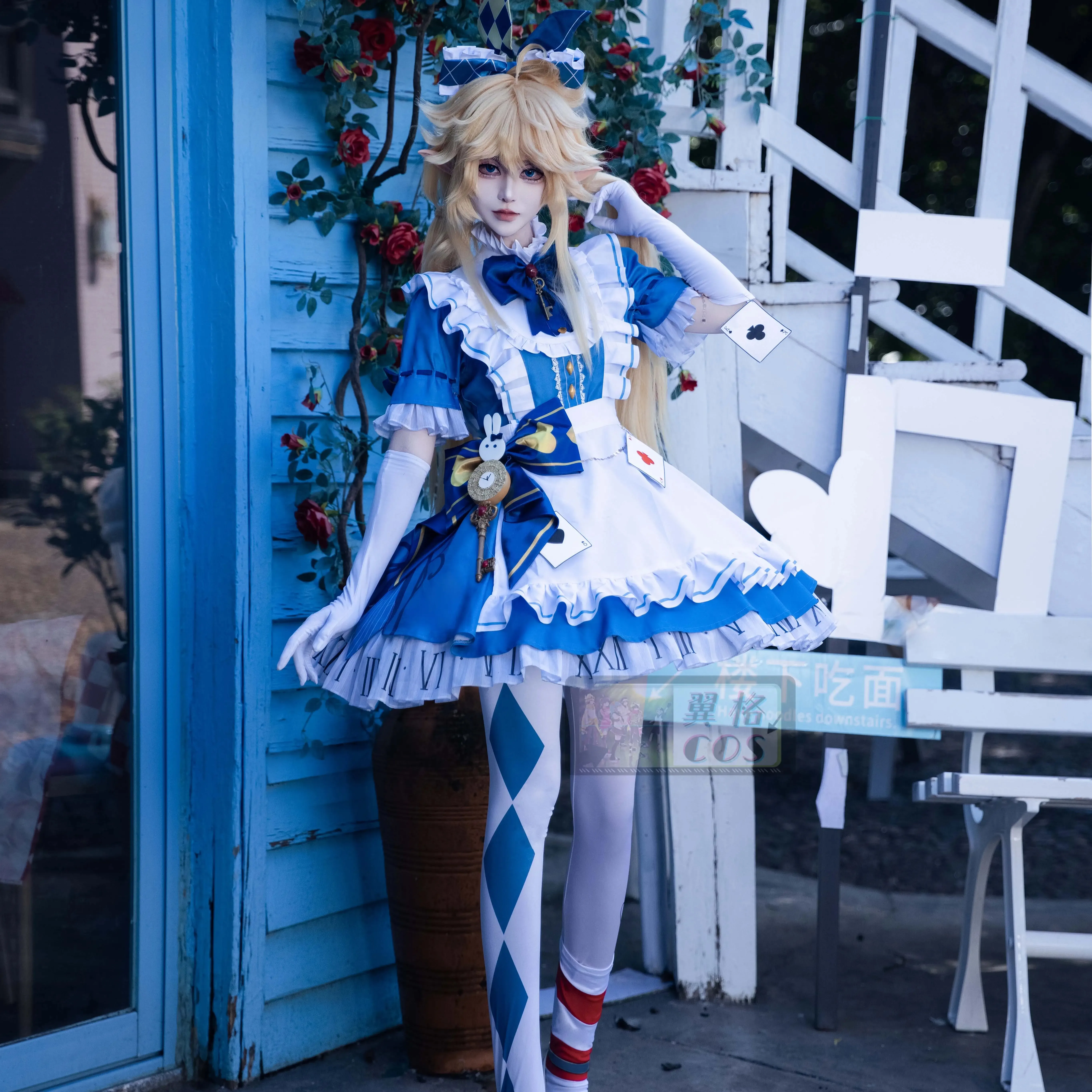 Nuevo disfraz de Cosplay Aki Q para uniforme de Halloween, vestido de mujer de talla S-XXL, vestido de sirvienta Lolita Aotu, accesorios de vestido de alta gama Mooyiyi
