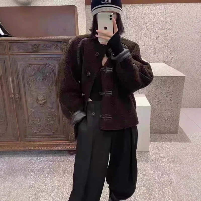 ملابس مزدوجة الجوانب كلاسيكية 2024 معطف شتوي نسائي من فراء الخروف من Orth Jaet معطف شتوي كوري متكامل للتنقل في الخصر