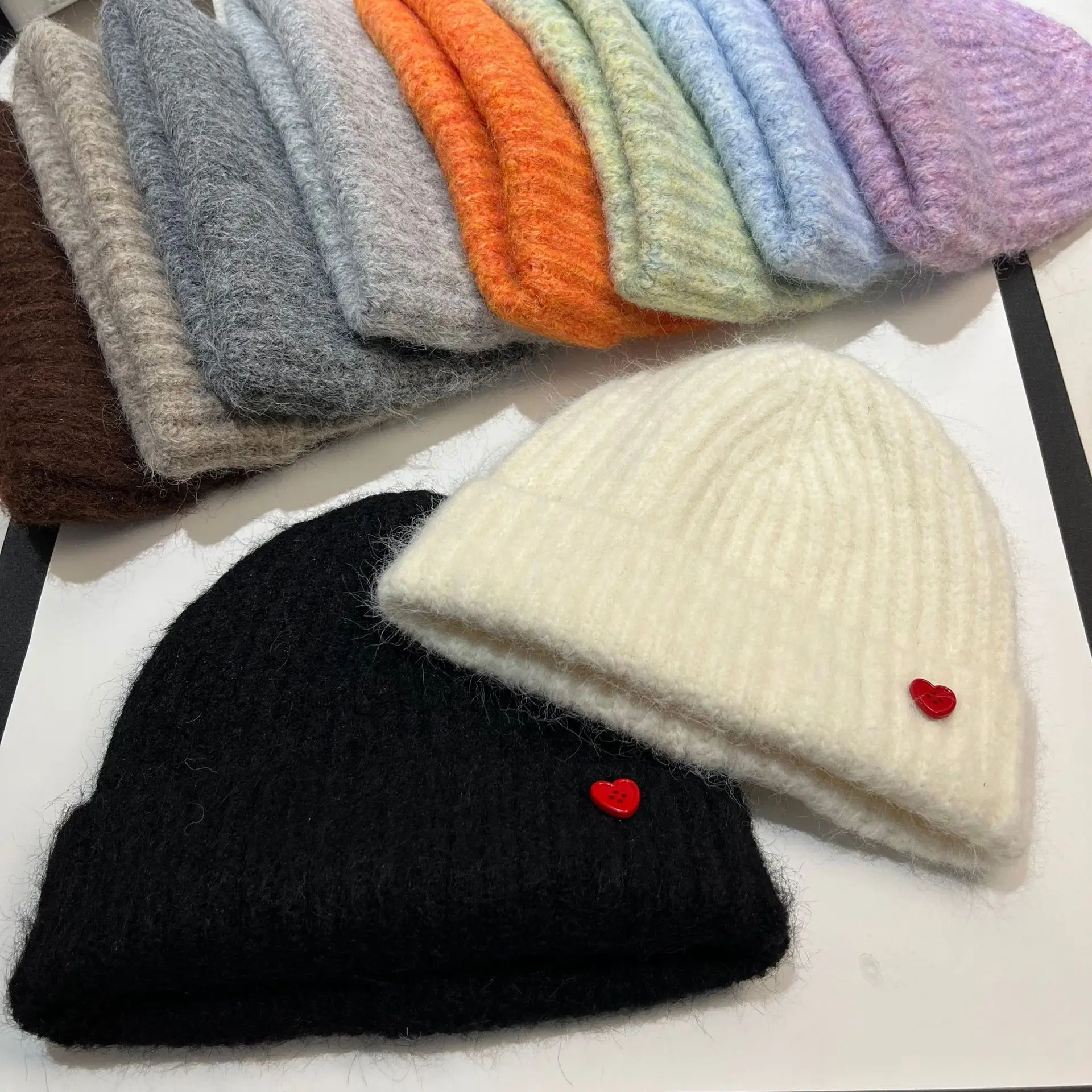 

Korean Fashion Heart Pattern Wool Knitted Hat Winter Women Warm Woolen Skullies Beanies Outdoor Lady Bonnet Beanie Skiing Cap