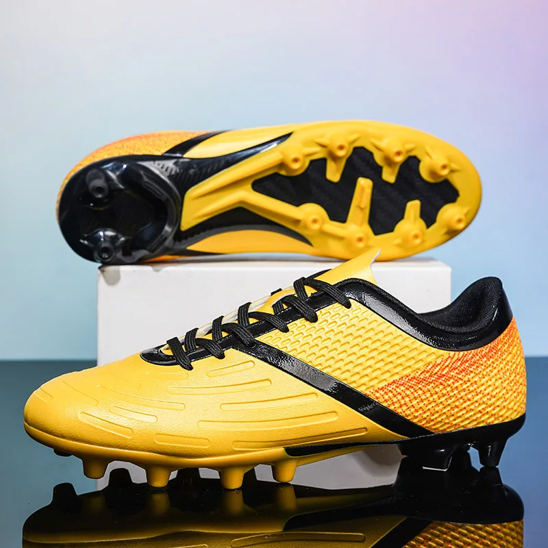 Latest Junior Soccer Boots Snug Foot Contour Design, Grippy Anti Skid Stud Sole for Grass Training After-School Exercises