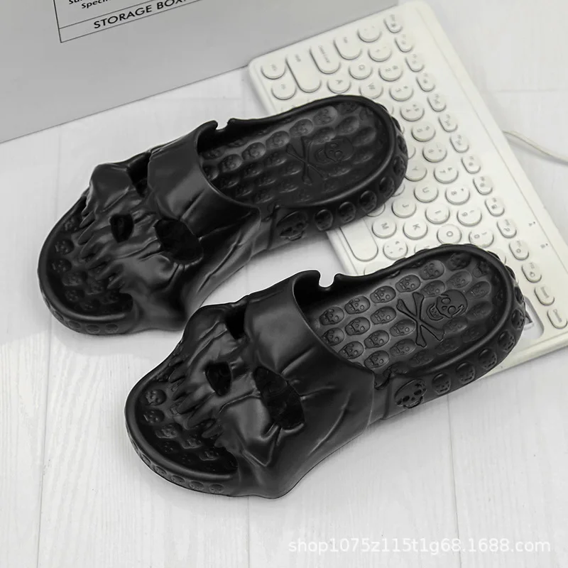 Slipper Male Skeleton Fashion Summer Outside Wear Stepping on Shit Feeling Indoor Home Non-slip Slippers Outdoor Beach Shoes