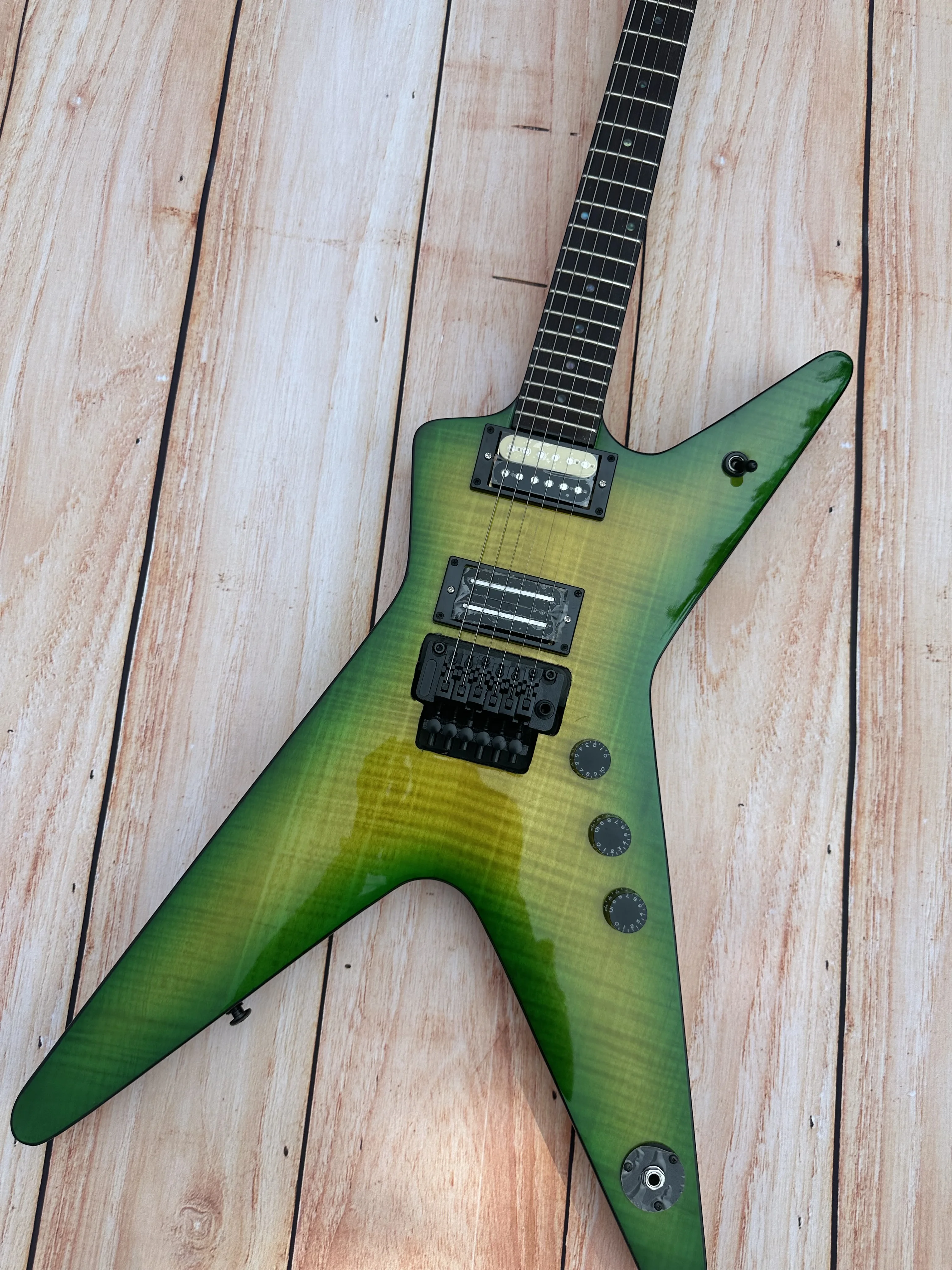 Irregular electric guitar, black double shake, imported wood and paint, green tiger pattern, bright light, in stock, fast shippi