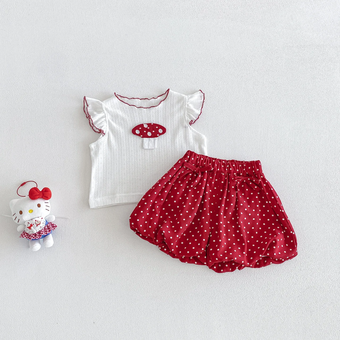 Summer new mushroom patch fabric flying sleeve baby wave dot flower bud shorts two-piece set