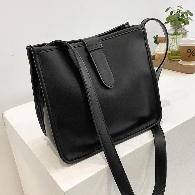 Fashion One Shoulder Bags For Women PU Leather Large Capacity Simple Versatile Female Solid Spring Bucket Handbag 2023 New