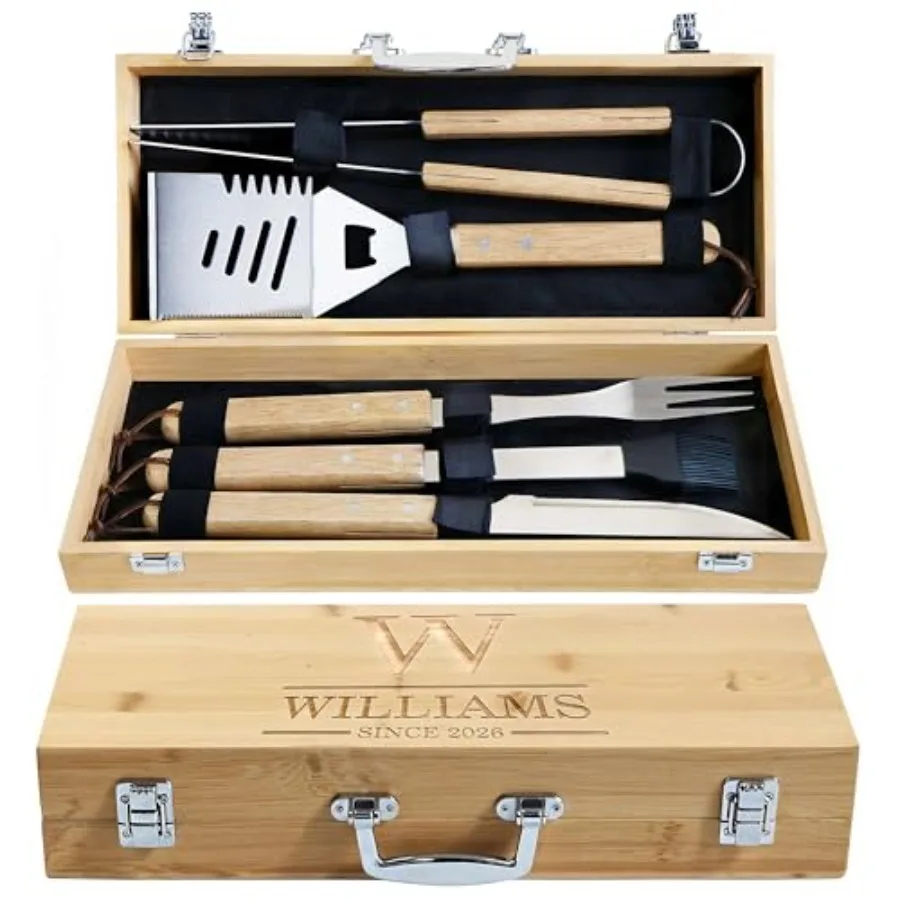 

Набор инструментов для гриля из 5 предметов с индивидуальной гравировкой монограммы и годом выпуска, включая щипцы, лопатку и вилку из нержавеющей стали