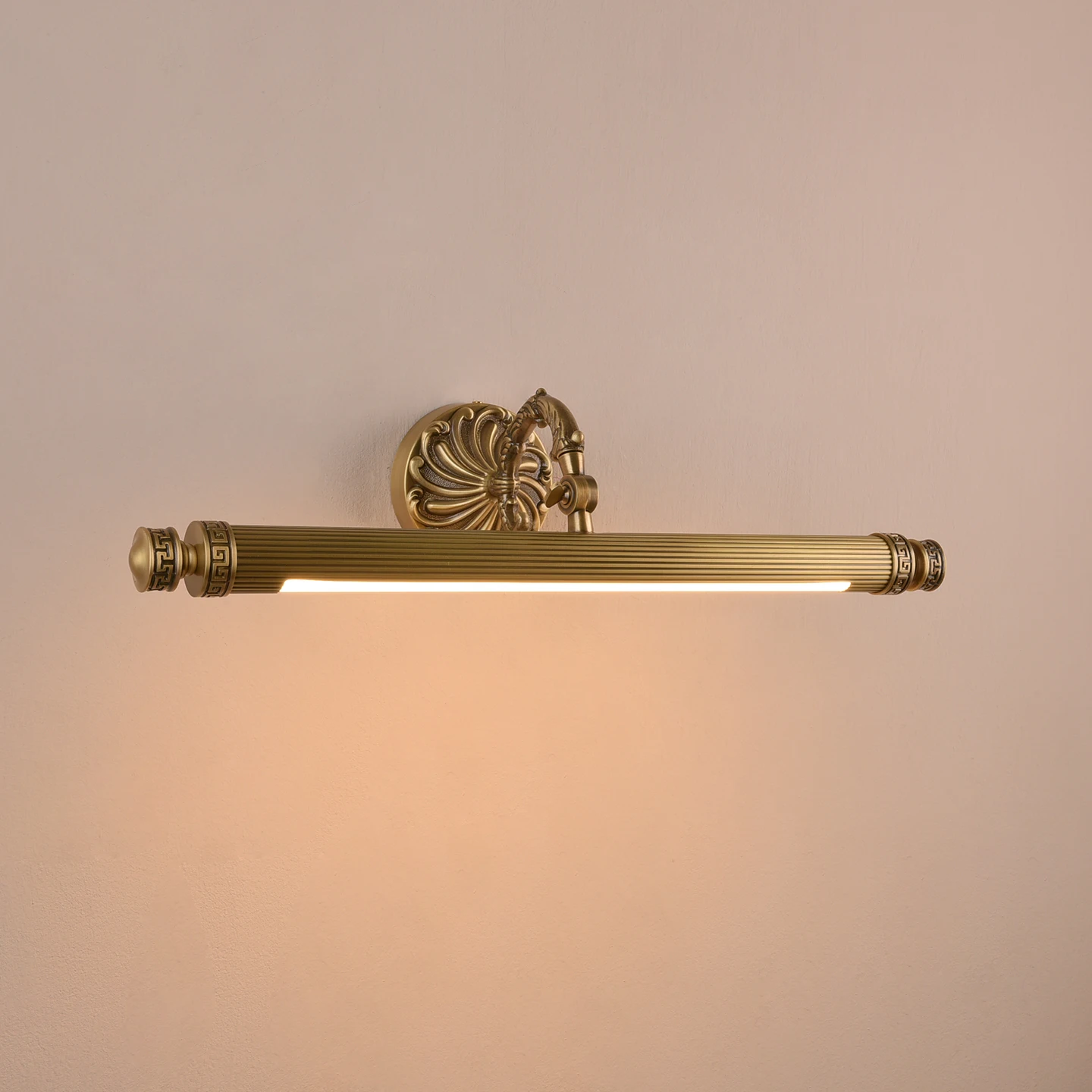 Brass retro wall lamp，American style Bathroom mirror light，living room oil painting lamp，brass mirror lamp，Makeup lamp