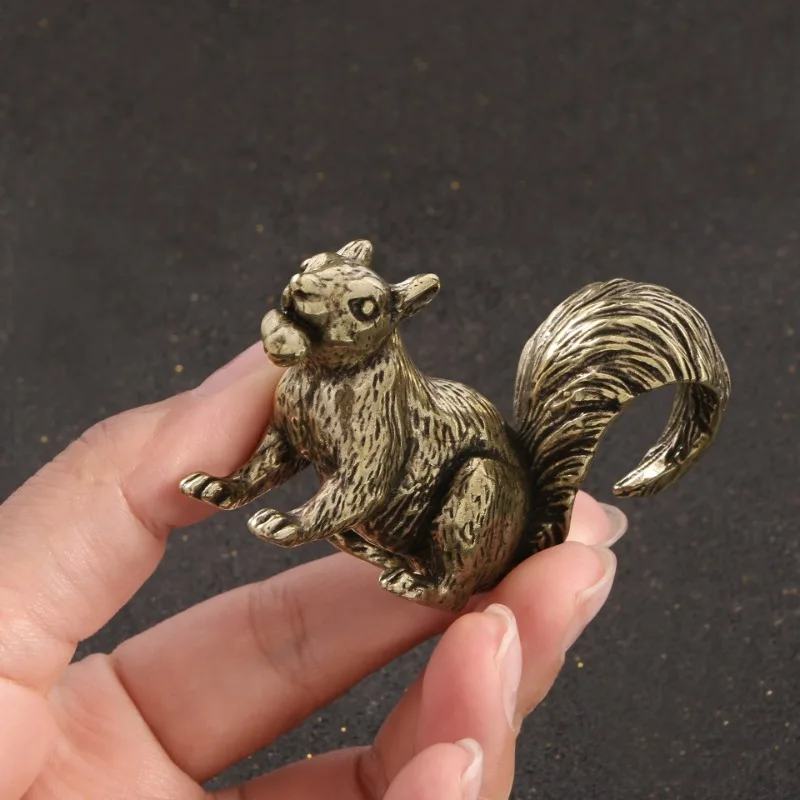 Antique Coppper Squirrel Miniatures Figurines Home Decoration Crafts Creative Brass Animal Ornaments Cute Garden Decor Statue