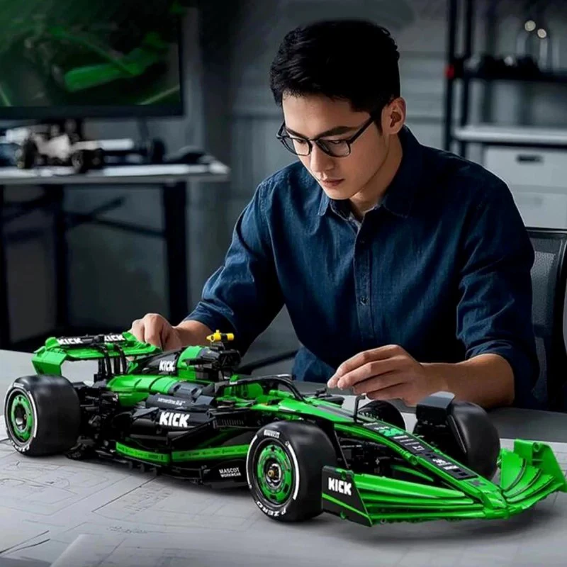 التقنية ركلة صابر F1 C44 الرياضة نموذج سيارة مجموعة ، 1:8 سباق السيارات أطقم نموذج 2553 قطعة اللبنات عشاق السيارات العضلات سيارة المشجعين #4