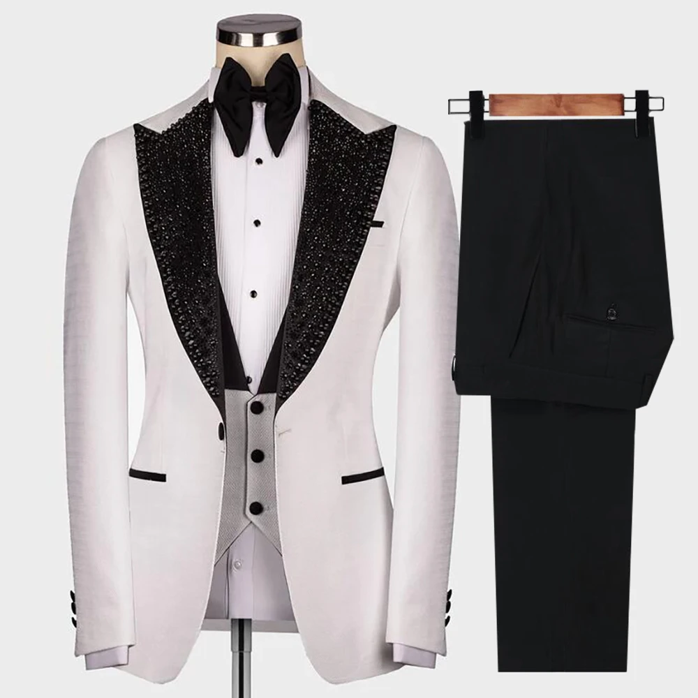 

Luxury Groom Wedding Suits Luxury Formal Prom Party Tuxedo Tailor-Made Gem Stone Peaked Lapel Jacket Vest Pants 3 Pieces Dress