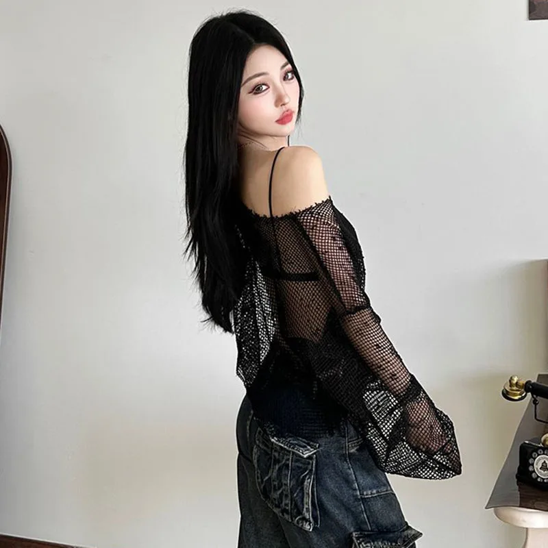 مثير نادي شبكة انظر من خلال تي شيرت المرأة السوداء الجوف خارج كم طويل تيز الإناث الصيف موضة الشارع الشهير الأساسية Y2K بلايز سيدة