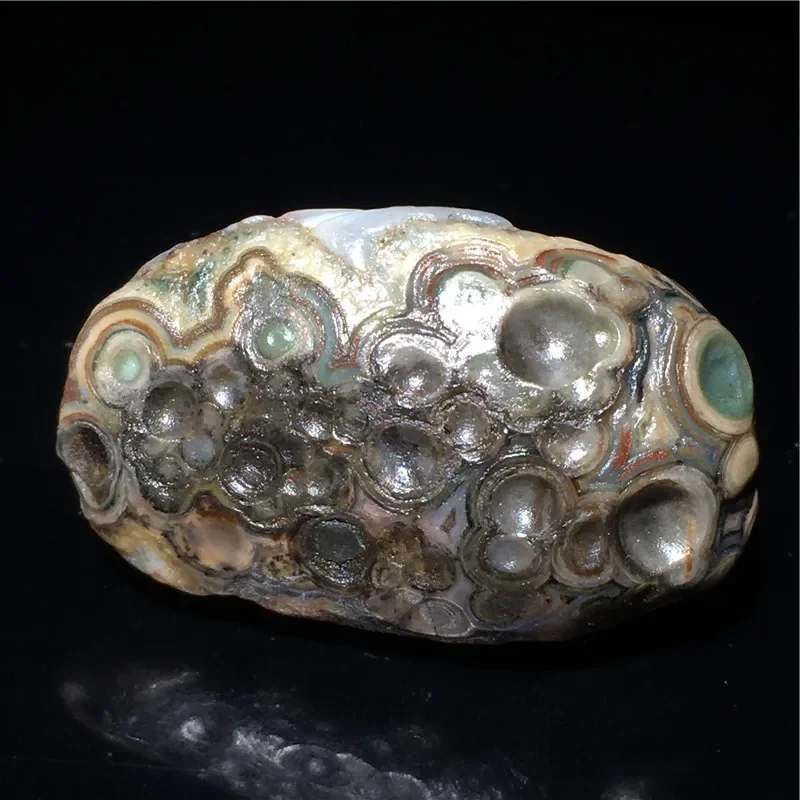 Natural Rare Stone Alashan Agate Palm Handle Play Gobi Agate Mineral Specimen Crystal Gift Jewelry Beads Natural Stone Jewellery