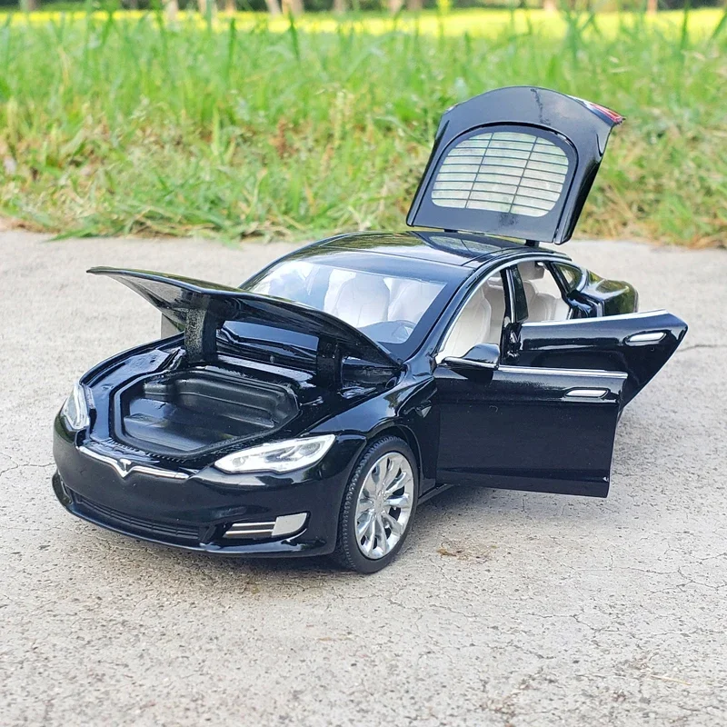 Free Shipping new 1:32 Alloy Car Tesla Model S MODEL3 Model X Metal Model Car Six-Door Sound And Light Pull Back Toy Car Gift