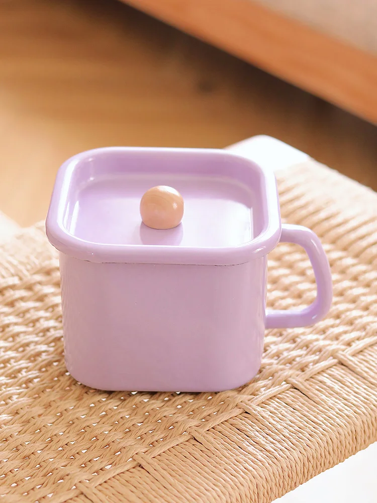 

Large Capacity Enamel Purple Soup Bowl Fried Food Cup Macaron Color Universal Enamelware Dishwashing Utensils Mug Cup with Lid