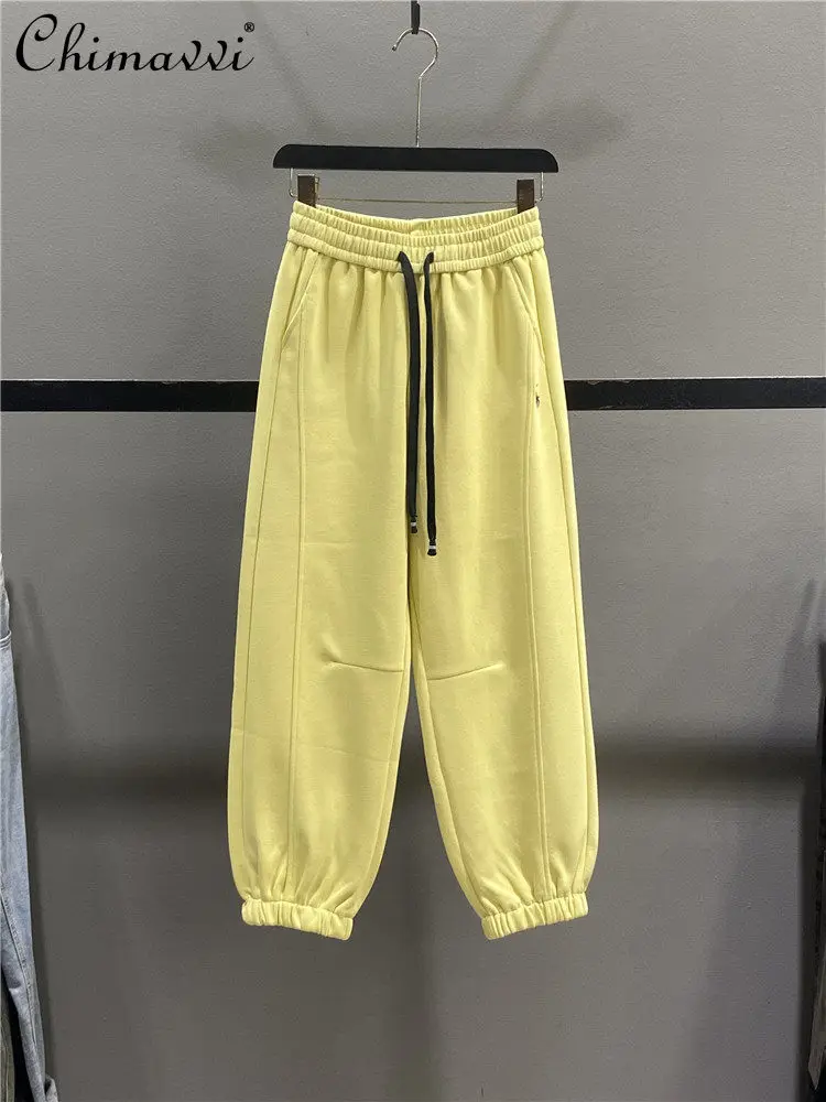 

Желтые повседневные спортивные брюки для женщин, весна 2026, новая модная коллекция, с эластичным поясом, свободные, утягивающие, укороченные джоггеры-шаровары с манжетами