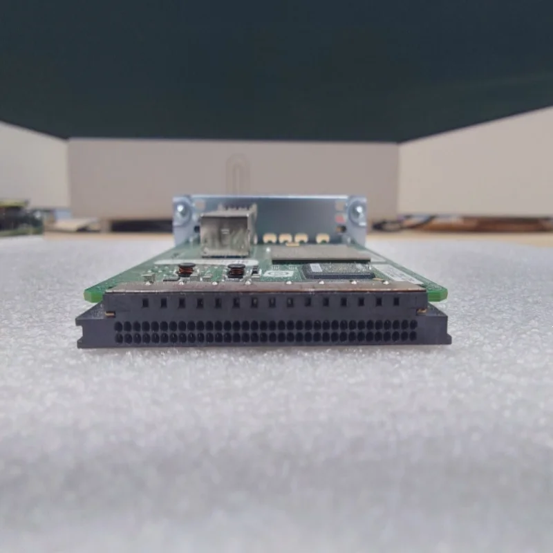 Brand-new, factory-sealed router module HWIC-4ESW  HWIC-1GE-SFP  HWIC-1T EHWIC-D-8ESG-P  VWIC-1MFT-G703  VWIC-2MFT-T1