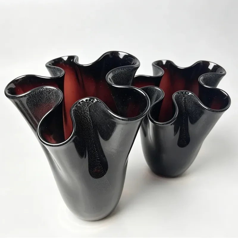 French Medieval Style Glazed Vase with Petal Mouth Silver Foil Accent Simple Line Design for Hotel Club Soft Floral Home