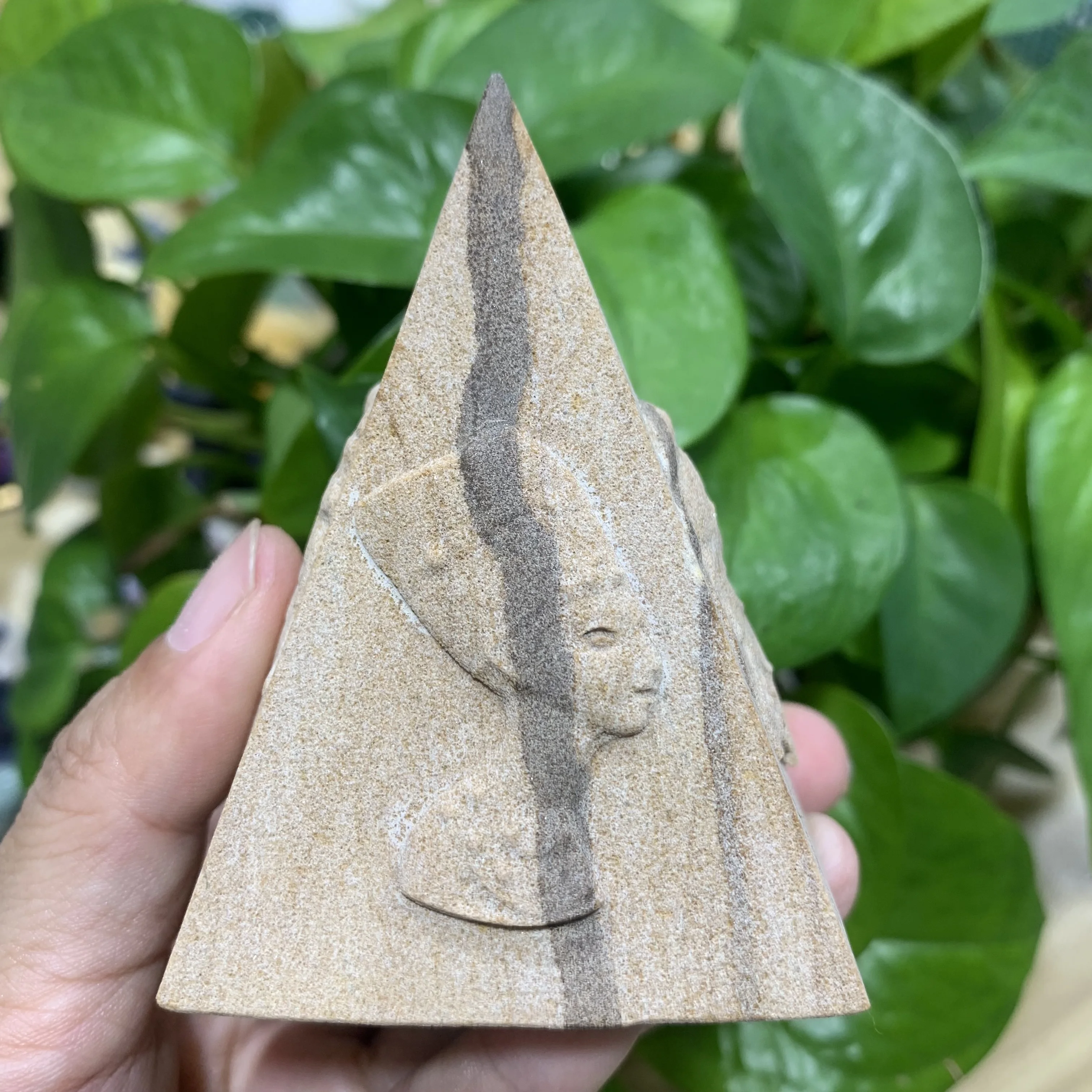 Black Obsidian Stone Protection Pyramid Natural Wood grain stone Healing Pyramid