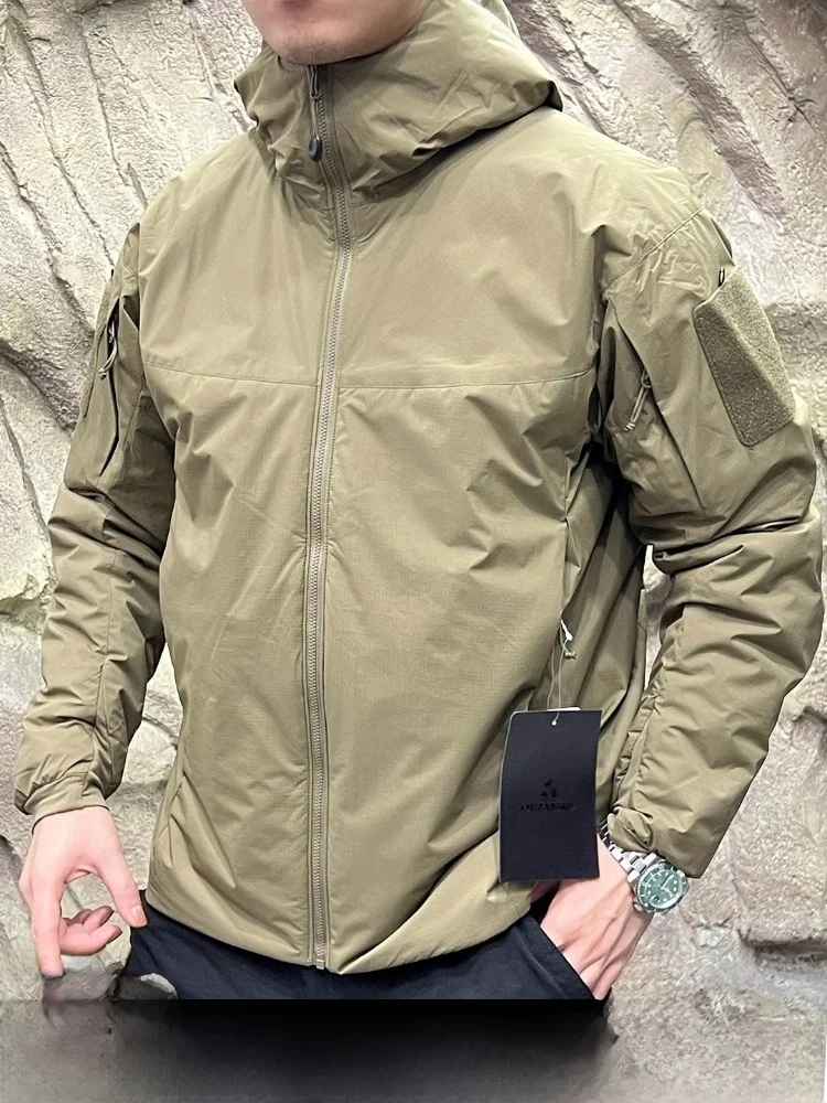 

Водонепроницаемая тактическая хлопковая куртка для мужчин с защитой от холода, приталенного кроя, с длинными рукавами, капюшоном, из полиэфирного волокна, однотонная, Cleanfit Sle Pure Color