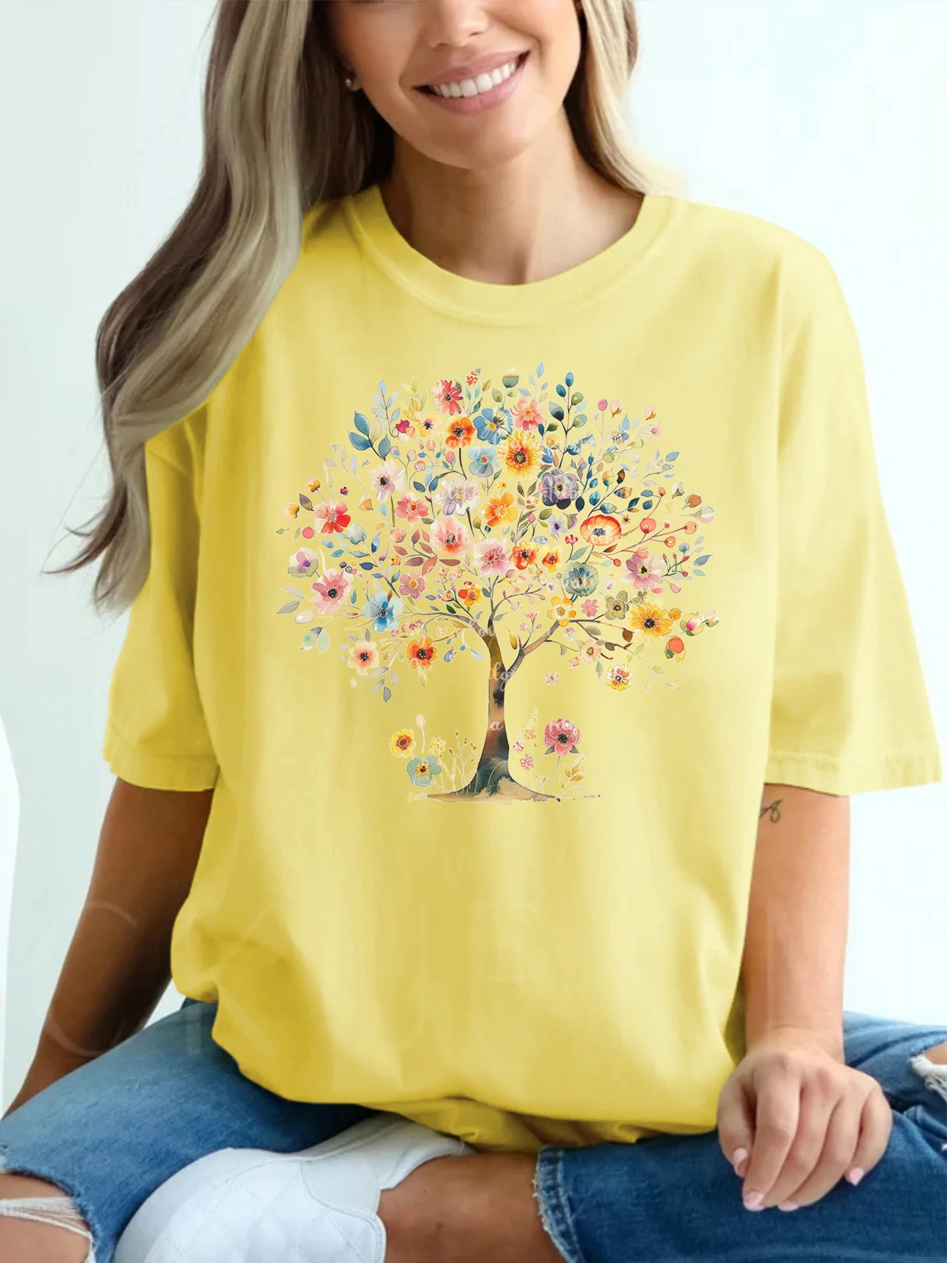 Kaus Ukuran Besar Wanita Atasan Lengan Pendek Leher Bulat Lembut Kasual Wanita Print Pola Pohon Warna-warni Fashion Desain Asli