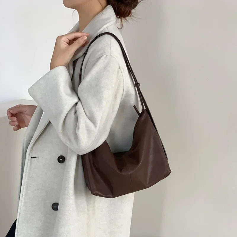 

Lazy Plant Tanned Sheepskin Hobo Bag 2025 Leather Shoulder Armpit Bag Niche Vintage Soft Leather Crossbody Designer Luxury Bag