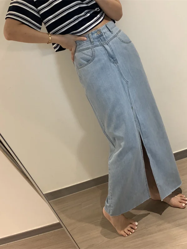 Chic Washed Denim Midi Skirt High Waist A-Line Silhouette Comfortable Women's Fashion New Arrival Vintage Light Blue Jeans Skirt