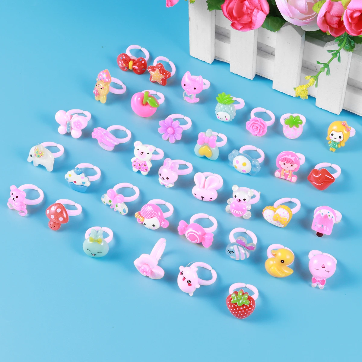 36 Stücke Transparente Ringe Mädchen Ringe Set Verschiedene Formen Obst Tier Blume Design Kinder Schmuck Dress Up Kostüm Zubehör