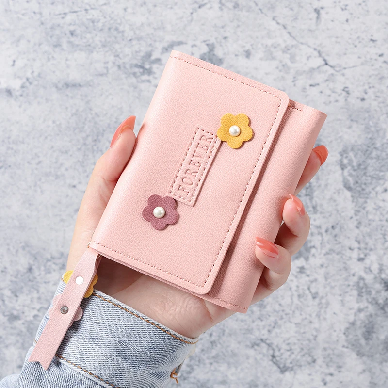 Factory Outlet 2024 Korean version of the new ladies' purse short creative fashion purse student buckle coin purse