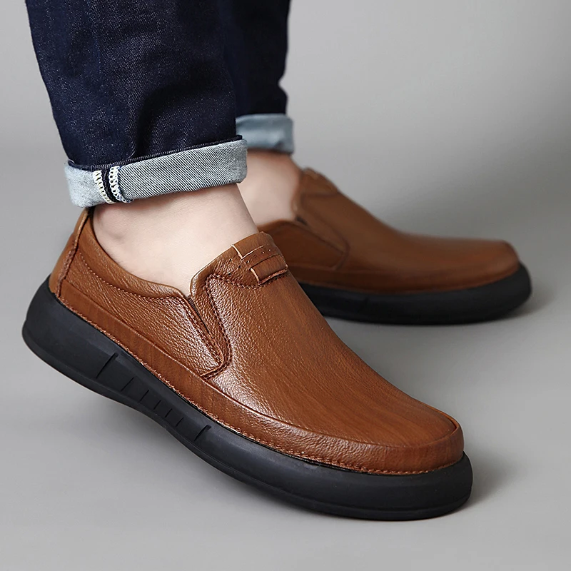 Mocassini da uomo con alberello dorato scarpe da uomo Casual da lavoro comode appartamenti con plateau per il tempo libero Slip on calzature Dress Party mocassini