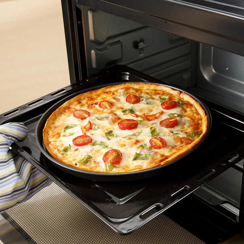 

2Pcs Round Baking Pan Carbon Steel Pizza Plate High Temperature Resistance Non-Stick Rust-Proof Easy Clean for Oven Microwave