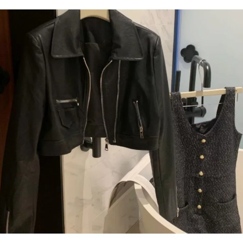 New Fashion PU Faux Leather Coat Leather Jacket Women Street Wear Motorcycle Jacket Short Double Zipper Long Sleeve Pockets 3