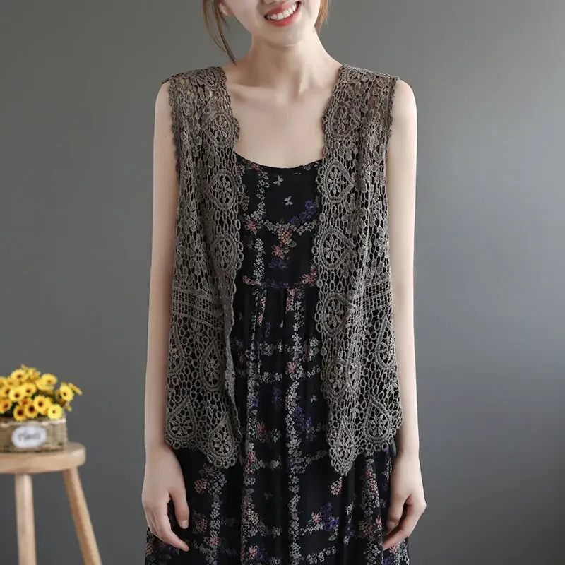 Asymmetric Floral Hole Crochet Knitted Vest 2025 Summer Women Retro Sleeveless Cardigan Ladies Embroidery Open Stitch Waistcoat