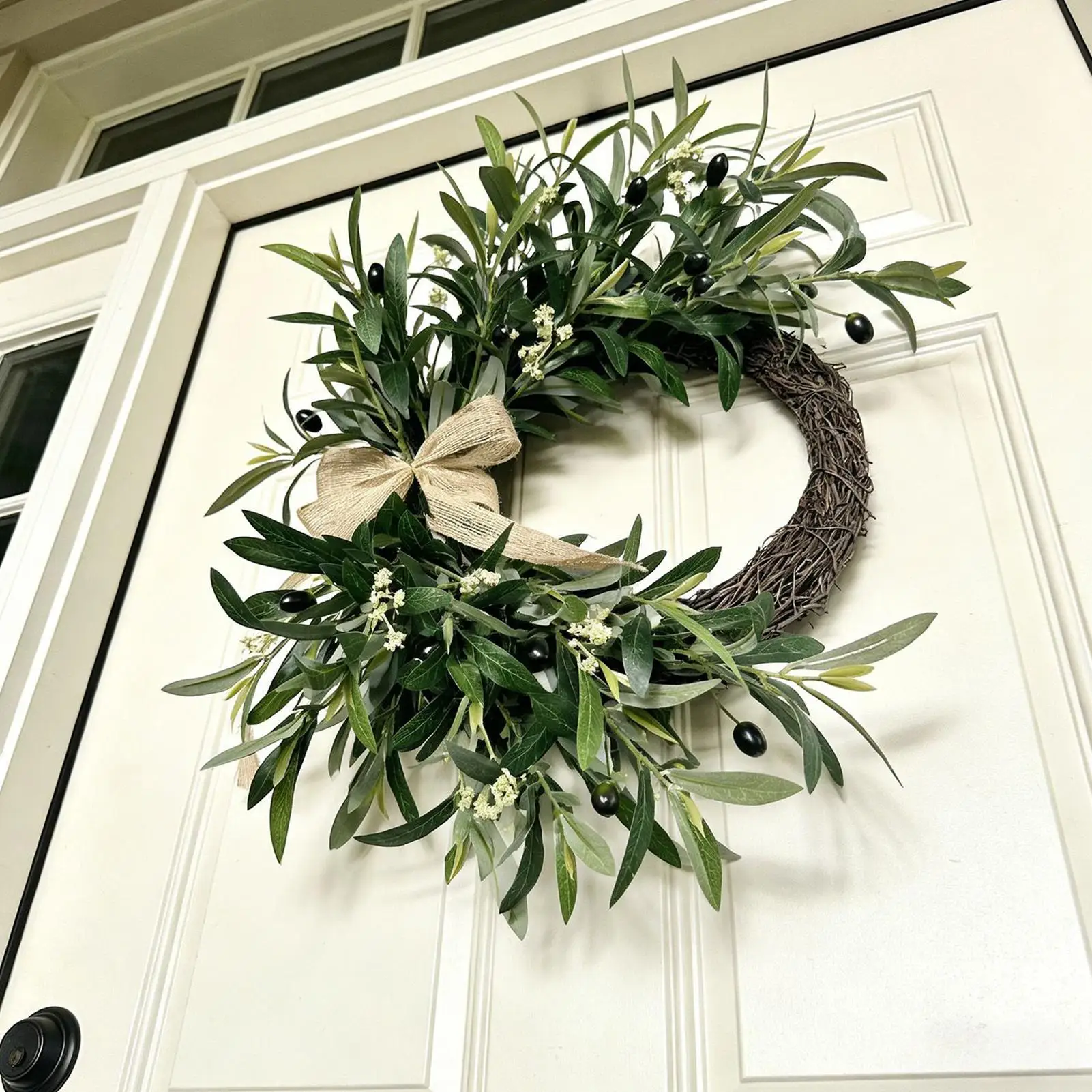 

Весенний дверной венок из искусственной зелени, декор для входной двери, деревенский стиль, реалистичные оливковые листья, для дома и улицы, для гостиной