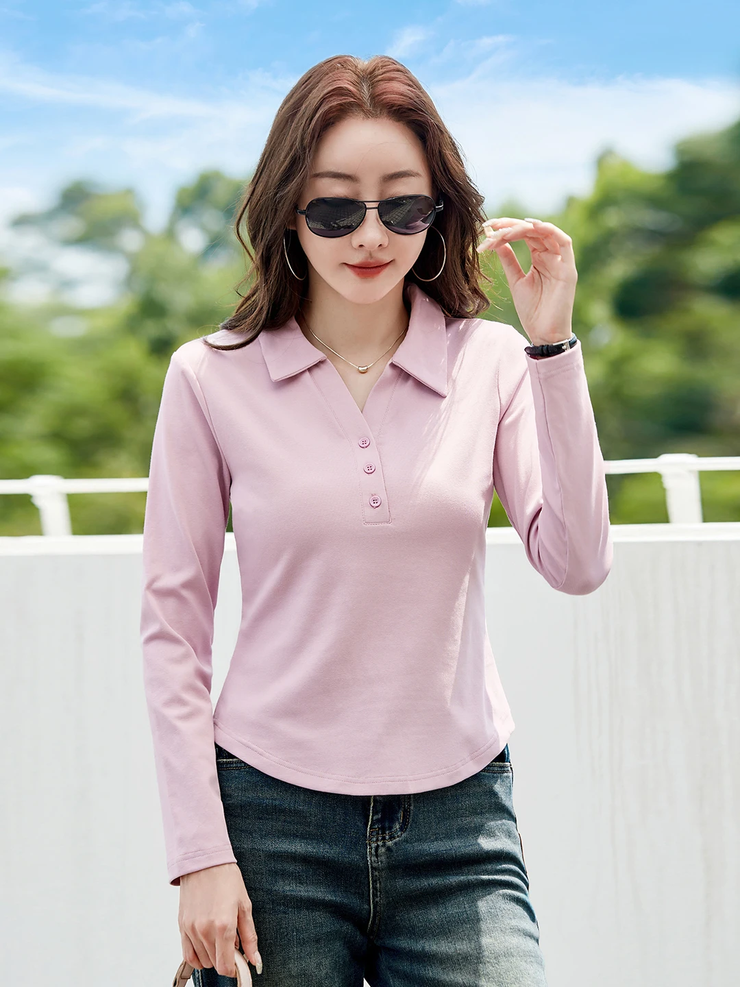 เสื้อยืดผู้หญิงไซส์ใหญ่  สำหรับสาวอวบ  น่ารัก  สไตล์ลำลอง  ใส่สบาย  ทรงหลวม  ความยาวปกติ