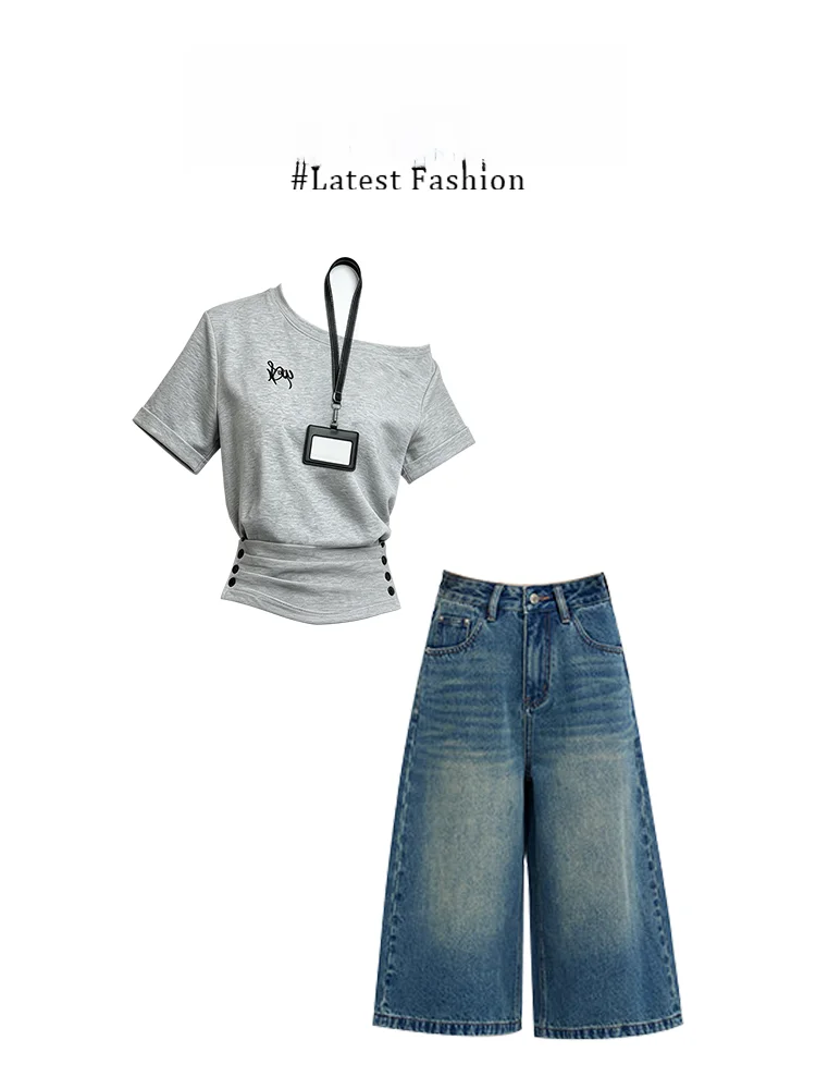 Fashionable Parkyeon Design Off-Shoulder Short-Sleeve T-Shirt And Jeans Set Waist-Cinching Casual Wear for Women