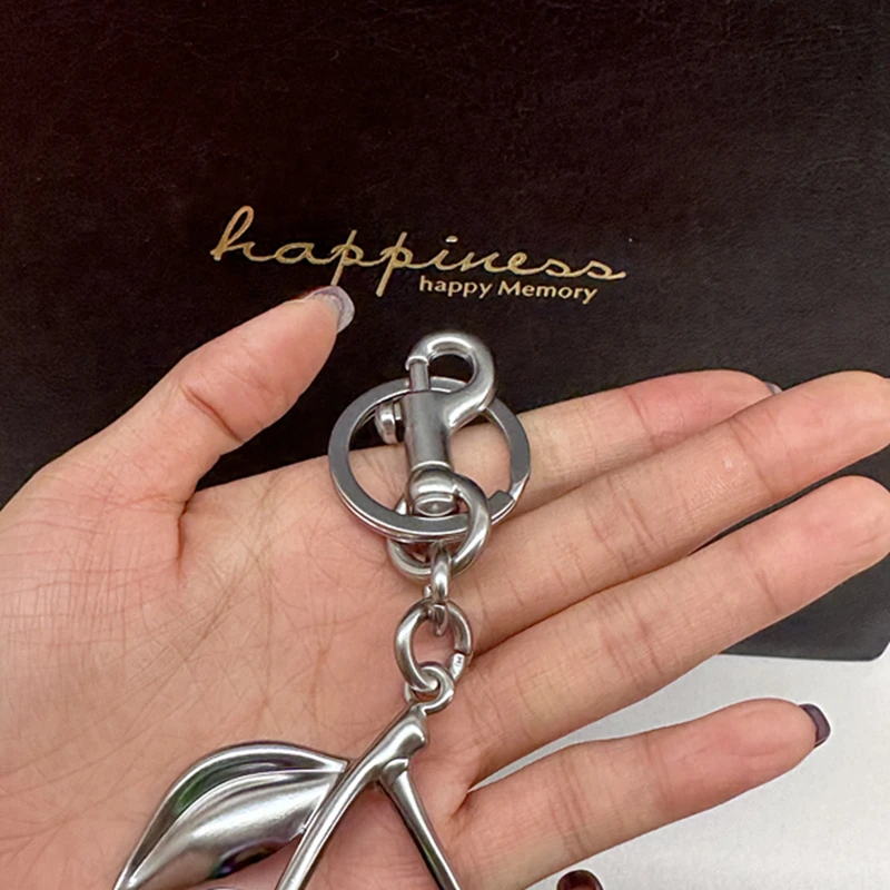 موضة التدرج اللون الكرز قلادة لمدرب حقيبة يد حقائب كتف اكسسوارات هدية المرأة الكرز قلادة كيرينغ