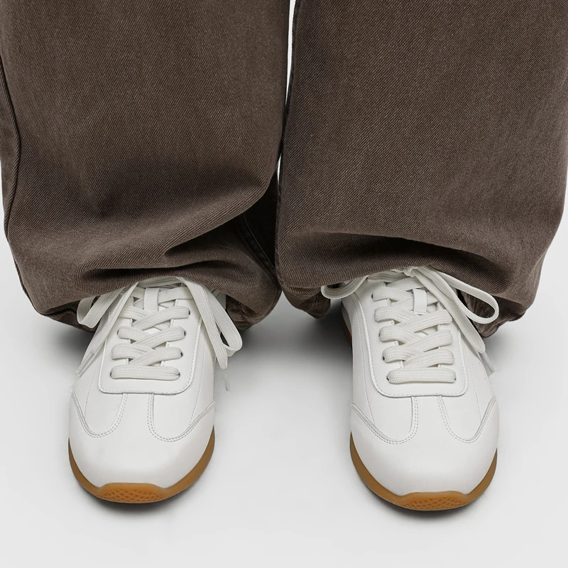 Men Pure White Training Shoe Lace Up Punched Casual Board Shoes Breathable Lightweight Daily Commuting Sports Forrest Gump Shoes