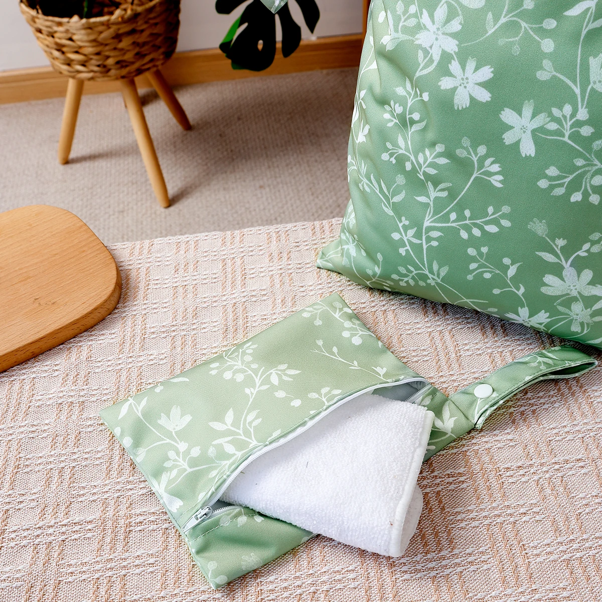 HappyFlute Set copri pannolino riutilizzabile impermeabile da 3 pezzi con cerniera liscia WetBag Tasca appesa per uso multi-scenario per i viaggi