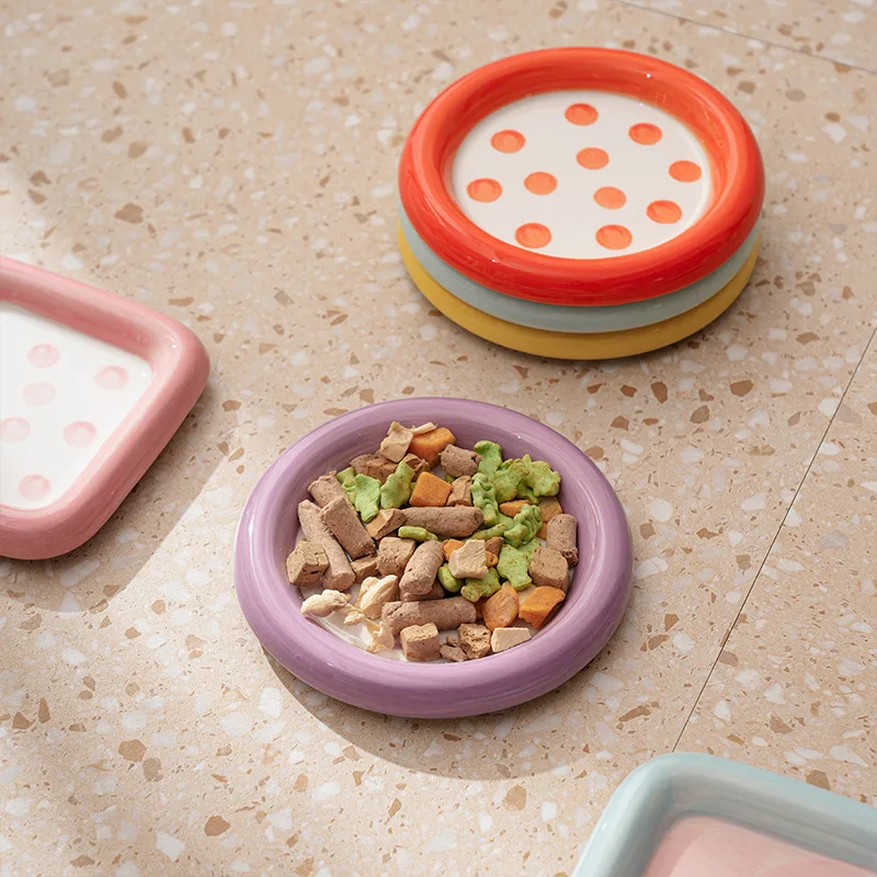 Pet dishes ceramic large-diameter cat food plates anti spill dog snack bowls cute underglaze colored circular polka dot style