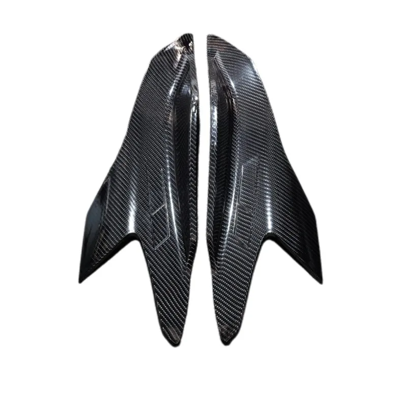 

Parts are suitable for Qianjiang Sai 550S modified fixed wind wing GP competitive lower lip competitive windshield