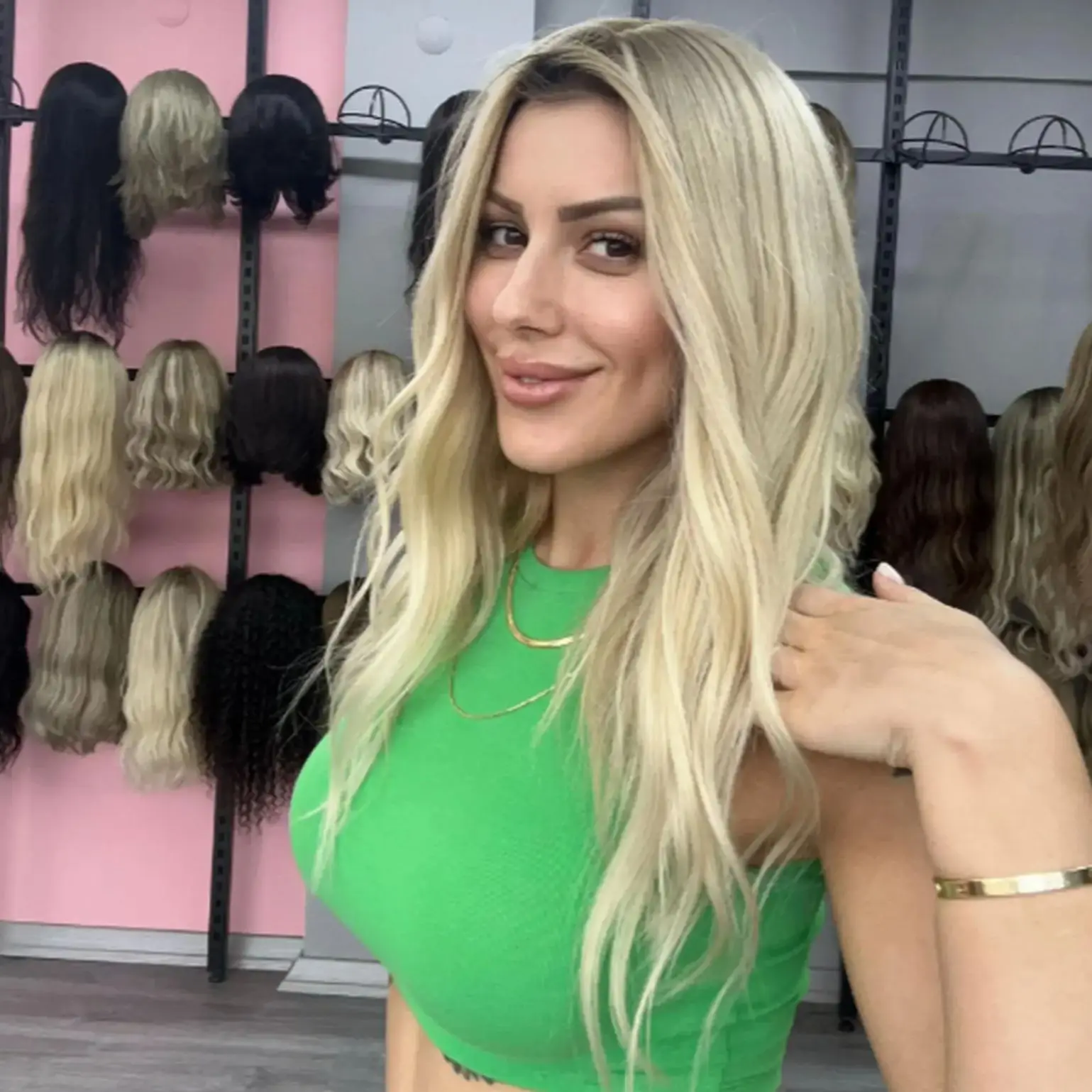 High Quality Premium Wig Ombre Light Blonde Body Wave Synthetic Lace Top Wigs For Women Middle Parting Natural Hairline Hair